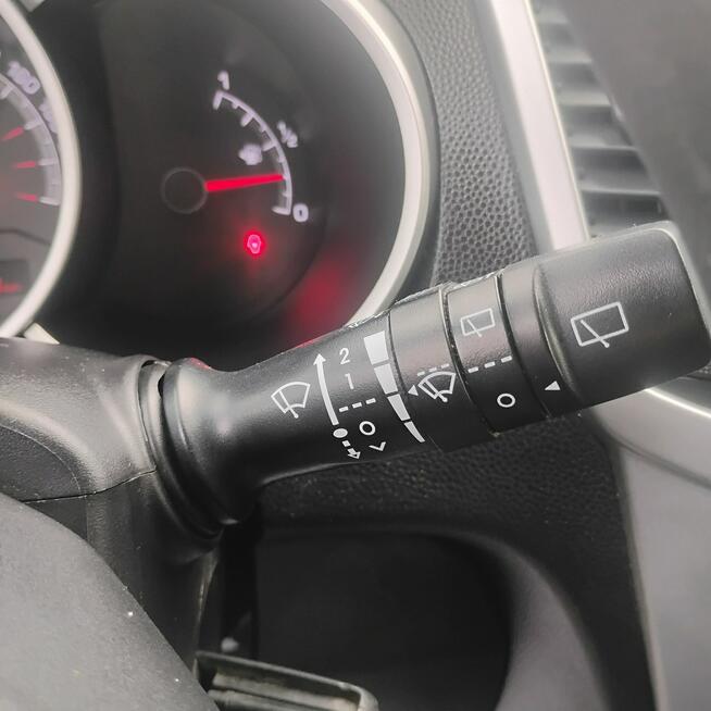 Kia Venga SUPER STAN MECHANICZNY I WIZUALNY ,BARDZO DOBRY BENZYNOWY SILNIK 1.4