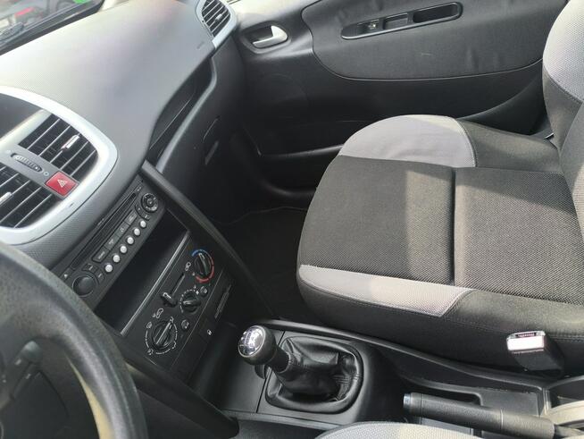 Peugeot 207 1.4i 16V 95KM Klimatyzacja