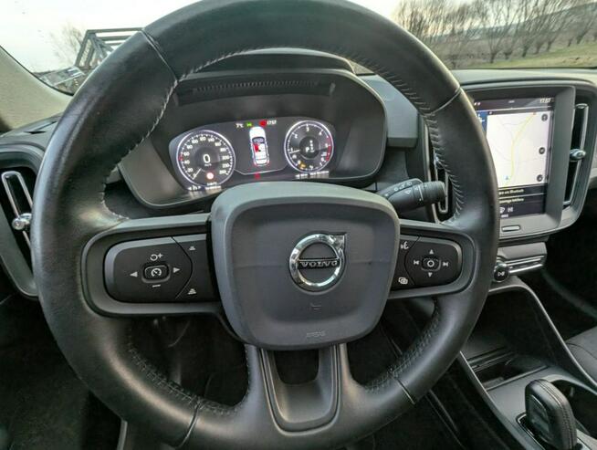 Volvo XC 40 2.0 150 KM Kamera cofania
