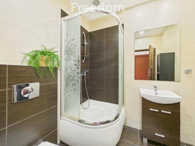 Komfortowy dom z dużą, piękną działką.