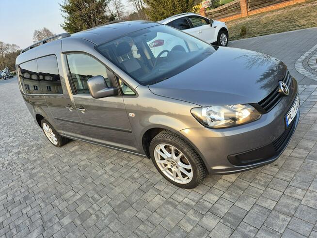 Volkswagen Caddy 1.6tdi MAXI 7 FOTELI pdc ładny stan !!