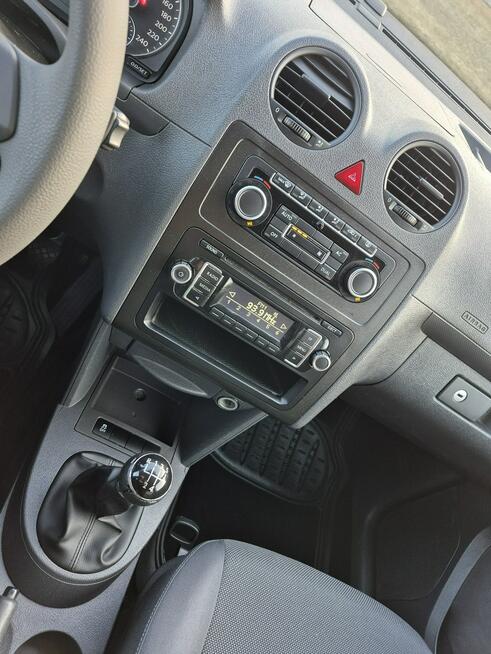 Volkswagen Caddy 1.6tdi MAXI 7 FOTELI pdc ładny stan !!