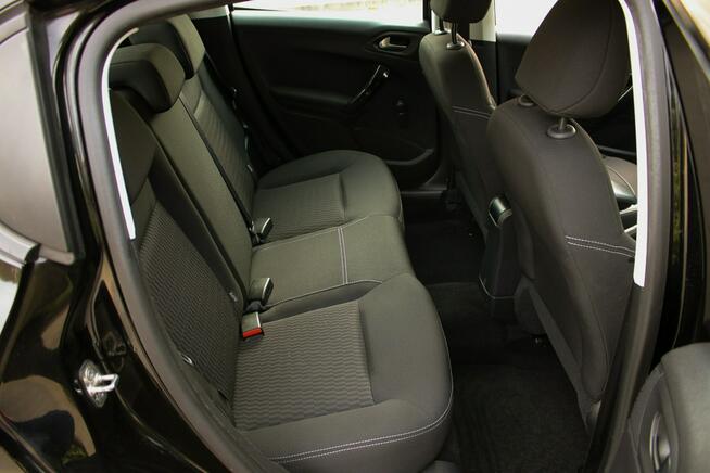 Peugeot 208 Klimatyzacja Podgrzewane Fotele Parktronik Tempomat 1właściciel