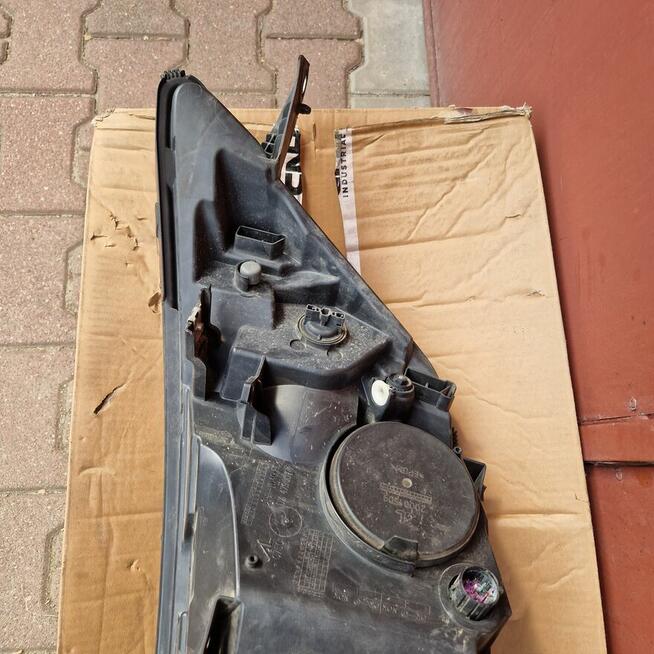 OE prawa lampa przednia Iveco Daily 14-19 Europa