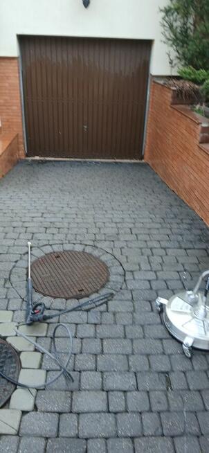 Ekipa czystej kostki- mycue kostki brukowej