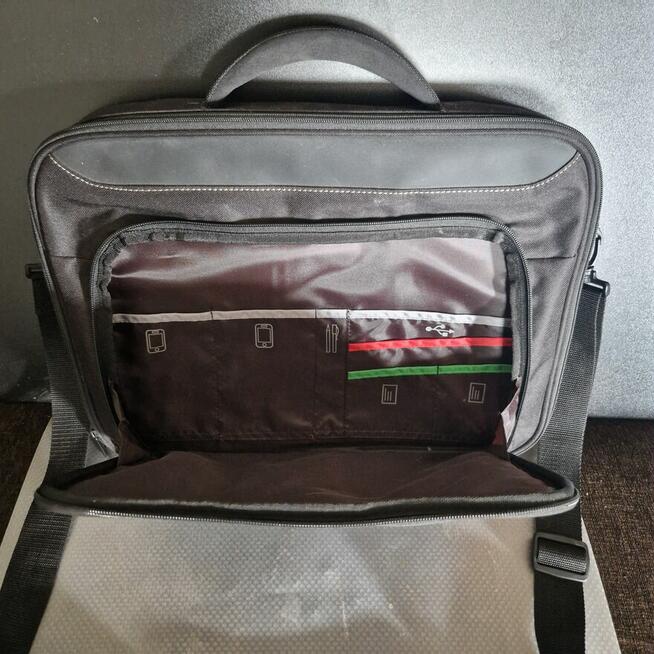 Torba na laptopa TARGUS Classic 15.6 cali Czarny