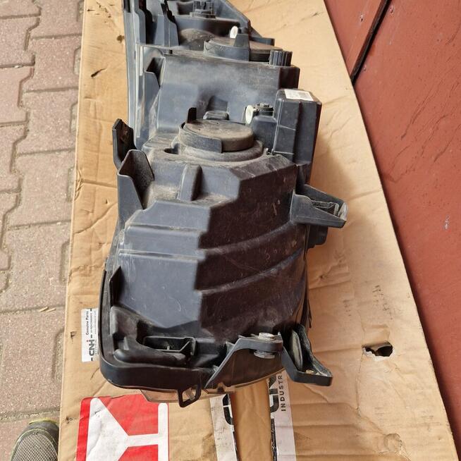 OE prawa lampa przednia Iveco Daily 14-19 Europa