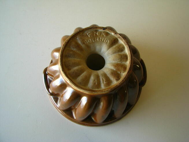 Forma kamionkowa na babkę z kominem - tuleją FNK Bochnia