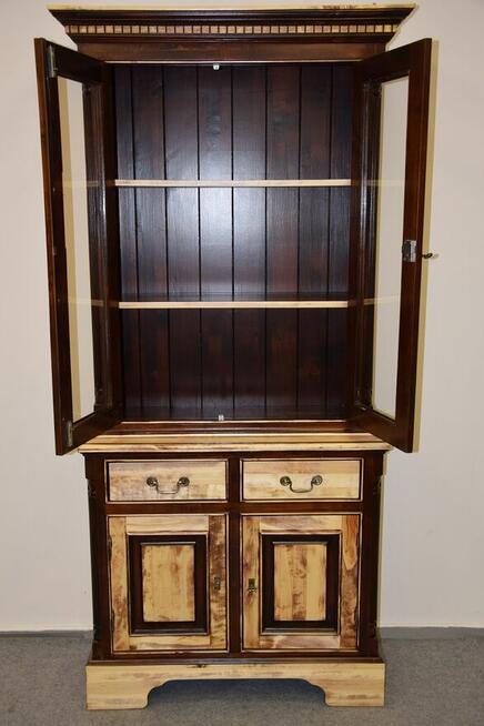 witryna - kredens z drewna - jak nowy