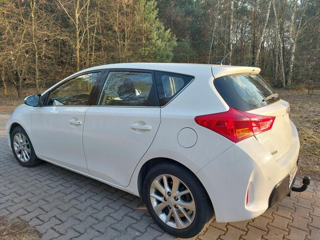 Sprzedam Toyota Auris 1.33 wersja Premium