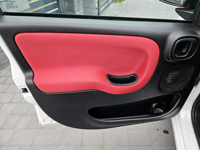 Fiat Panda Bezwypadkowy,Polski salon