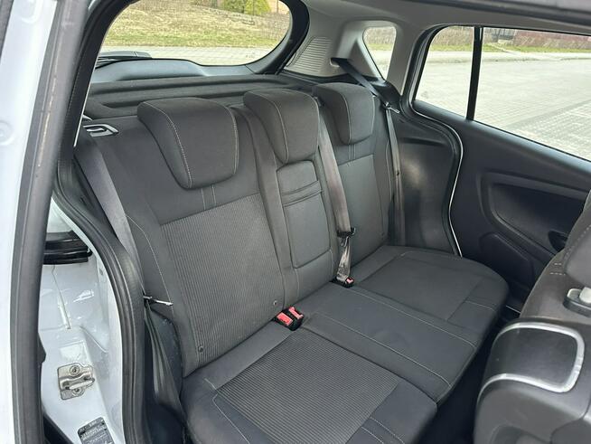 Ford B-Max Titanium, benz, klimatronik, czujniki, 8 airbag, a;ufelgi, hak, isofix