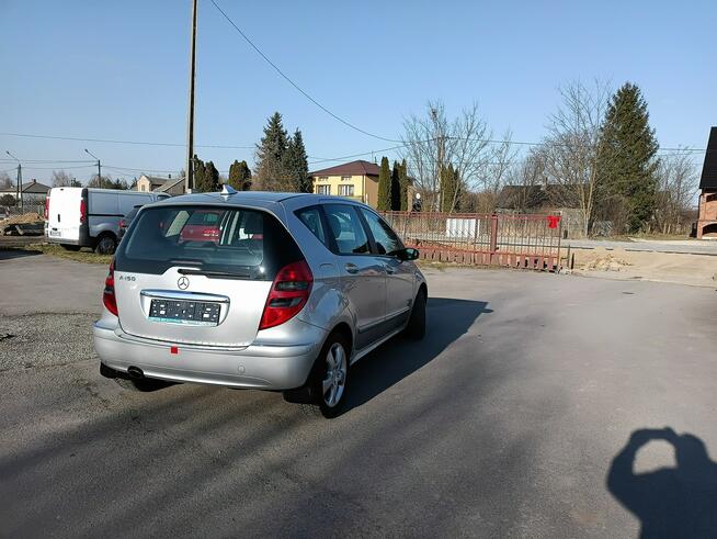 Śliczny Mercedes a klasa klima fela