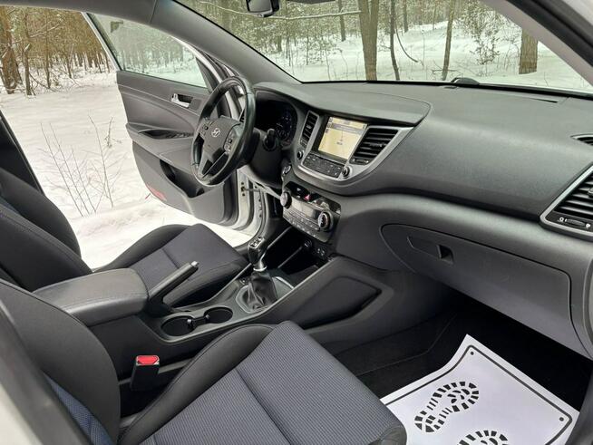 Hyundai Tucson 2.0 CRDI//136 KM/Grzane fotele/Nawigacja/Kamera//GWARANCJA