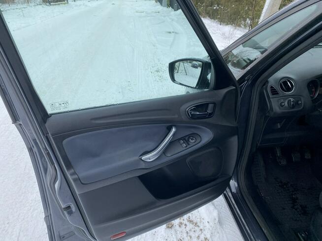 Ford Galaxy Niski przebieg, klimatyzacja, hak,7 miejsc, podgrzewane fotele i szyba