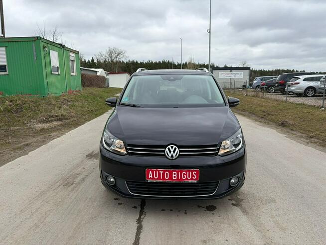 Volkswagen Touran Highline 7 osobowy navi panorama kamera cofania
