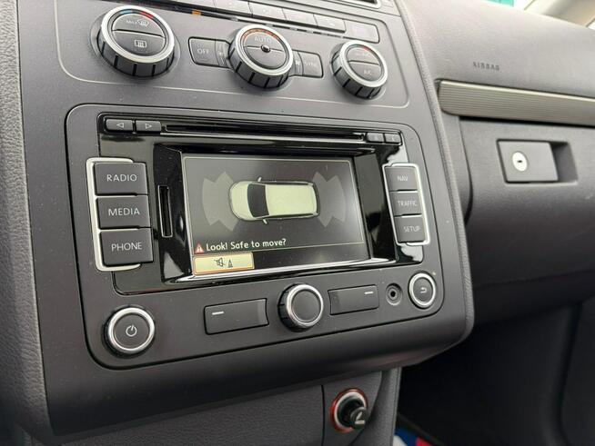 Volkswagen Touran Highline 7 osobowy navi panorama kamera cofania