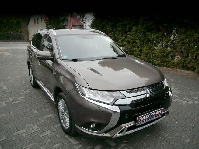 Mitsubishi Outlander 2.4 Hybrid 4x4 Led Stan Idealny bezwypadkowy z Niemiec Gwarancja 12mcy