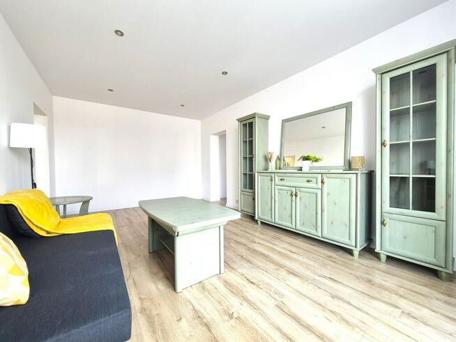 Przestronne 2 pokoje, 50 m2, balkon, Elfów 35