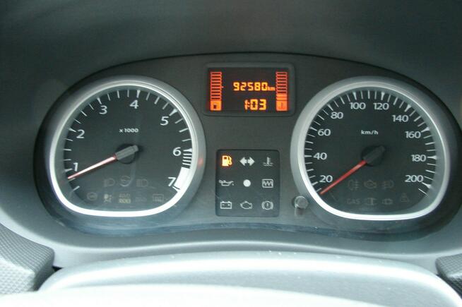 Dacia Duster 1,6 etyl. 105 KM, Mały przebieg, super stan