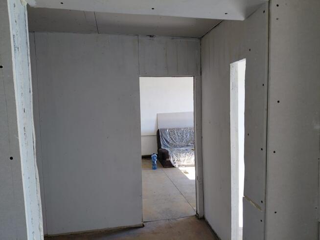 Przestronne 2 – pokojowe mieszkanie, 53m2, Strzelno