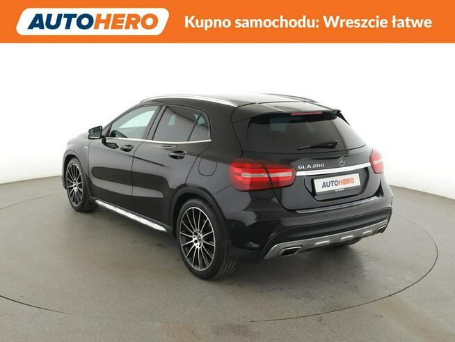 Mercedes GLA 200 full LED półskóra Android Auto klima auto grzane fotele tempomat czuj
