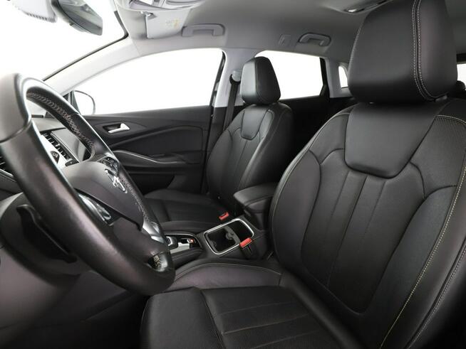 Opel Grandland X PHEV 4x4 automat skóra full LED navi klima auto grzane fotele kamera