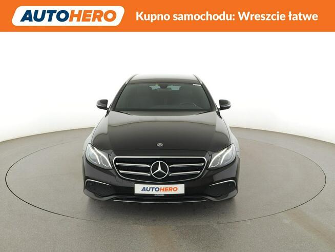 Mercedes E 220 FV23 E220d Automat Avantgarde Nawigacja Tempomat Grzane Fotele Kamera
