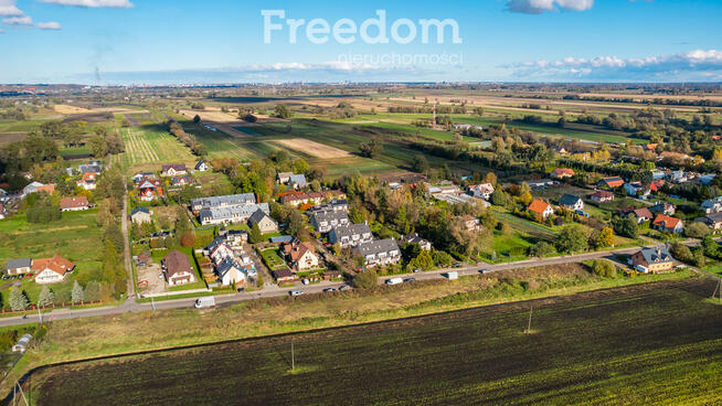 Działka budowlana pod budynek dwulokalowy i garaże