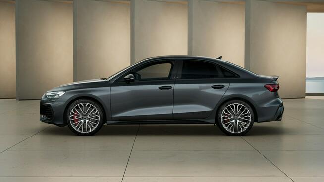 Audi S3 333KM Quattro Karbon Akrapović Panorama Sonos Matrix ACC Kamera Skóry