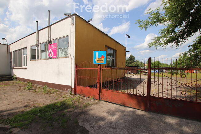 Nieruchomość magazynowo usługowa z dużą działką.