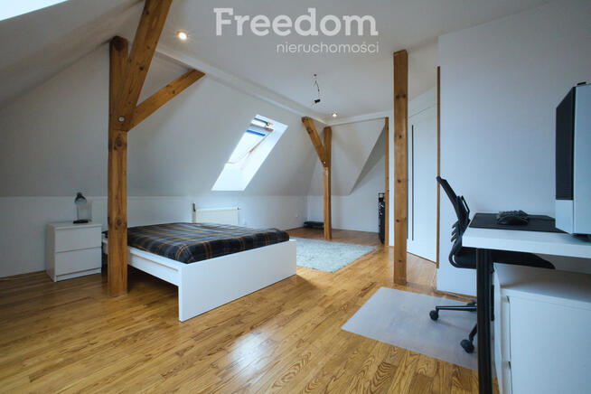 Duże mieszkanie dwupoziomowe w centrum Iławy