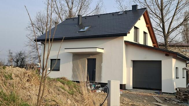 Nowe domy jednorodzinne Bielsko-Biała / Hałcnów