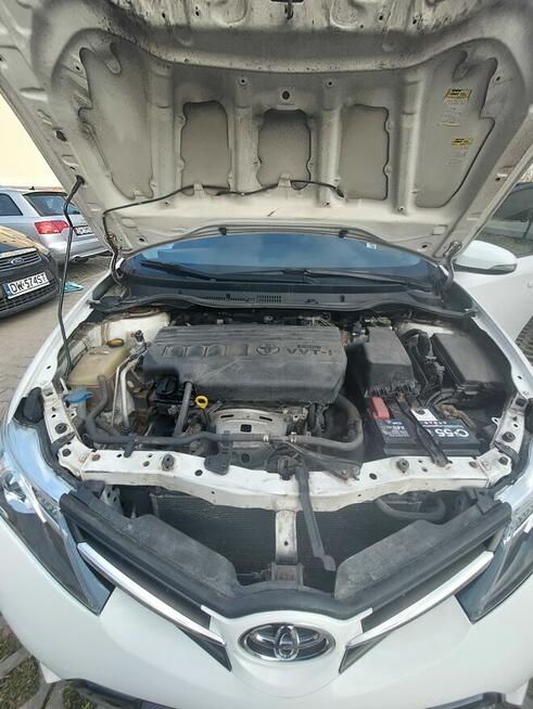 Sprzedam Toyota Auris 1.33 wersja Premium