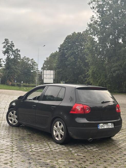 Volkswagen Golf V 1.6 1.6MPI Benzyna 102 konie Doinwestowany