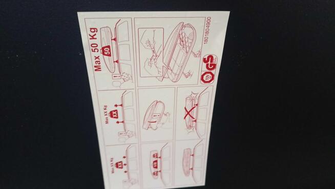 Box dachowy czarny BMW 320 NF + belki F11 st.bdb