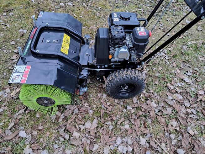 Sprzedam zamiatarka odśniezarka firmy NAC Zakupiona 31 01