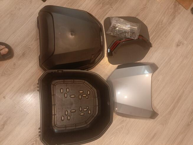 nowy kufer 35l centralny