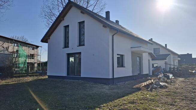 Nowe domy jednorodzinne Bielsko-Biała / Hałcnów