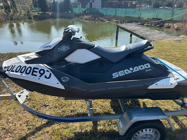 Skuter wodny Seadoo spark + przyczepka. Przebieg 31 mth