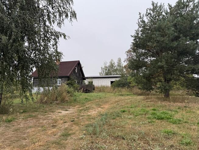 Syndyk sprzeda nieruchomość w miejscowości Bronisławy