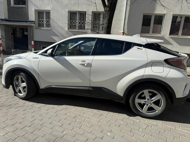 Toyota CH-r 1.8 hybryda 2018