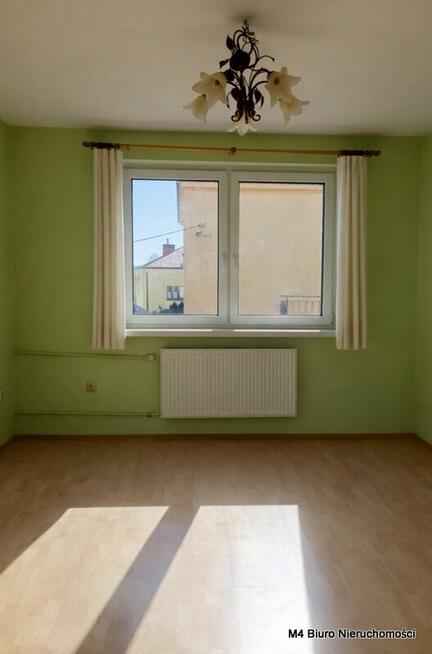 DOM W KROŚNIE ŚWIETNA LOKALIZACJA.