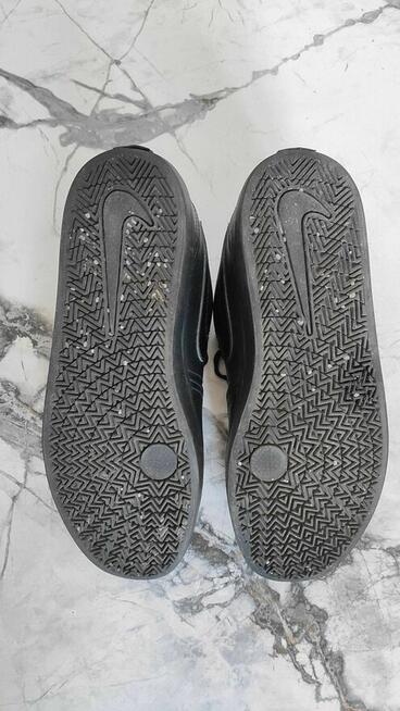 Czarne buty Nike SB Check Solar, rozmiar 40,5