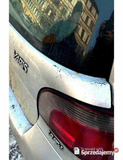 Syndyk sprzeda prawo własności samochodu marki Toyota Yaris