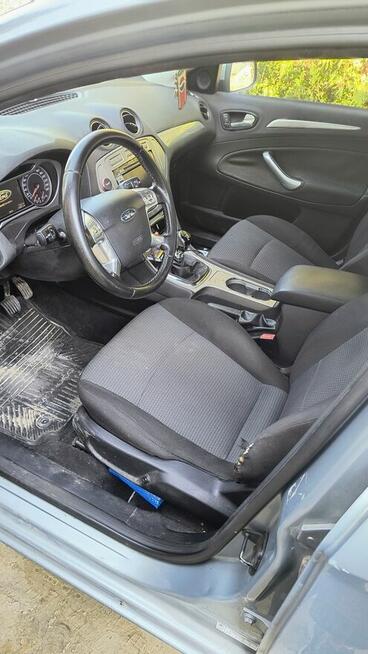 SYNDYK SPRZEDA SAMOCHÓD FORD MONDEO (JÓZEFIN)