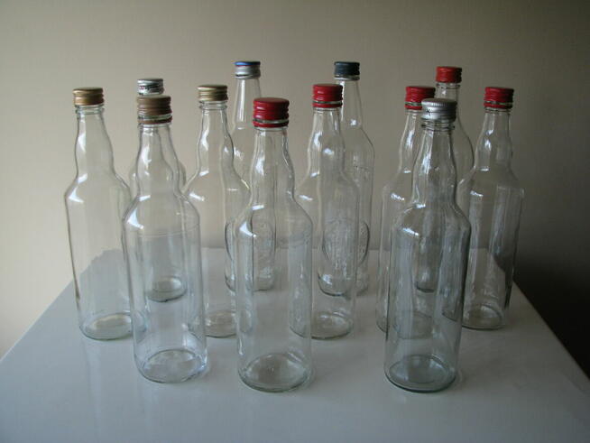 Butelki 0,5 l z nakrętkami nalewki soki ocet inne przetwory