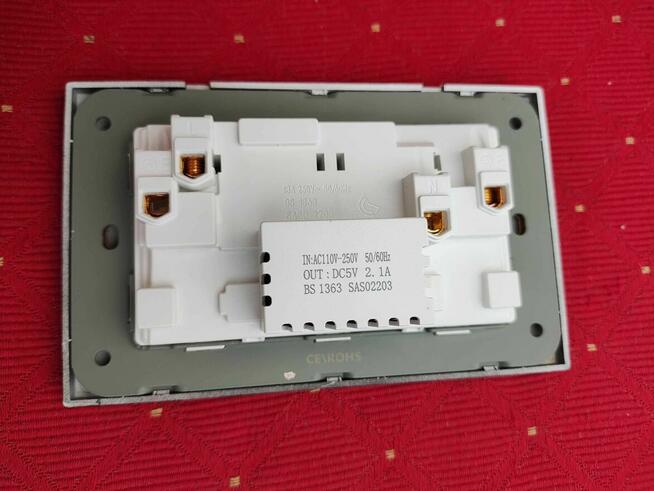 Gniazdo Elektryczne Gniazdko natynkowe Podwójne Czarne USB C