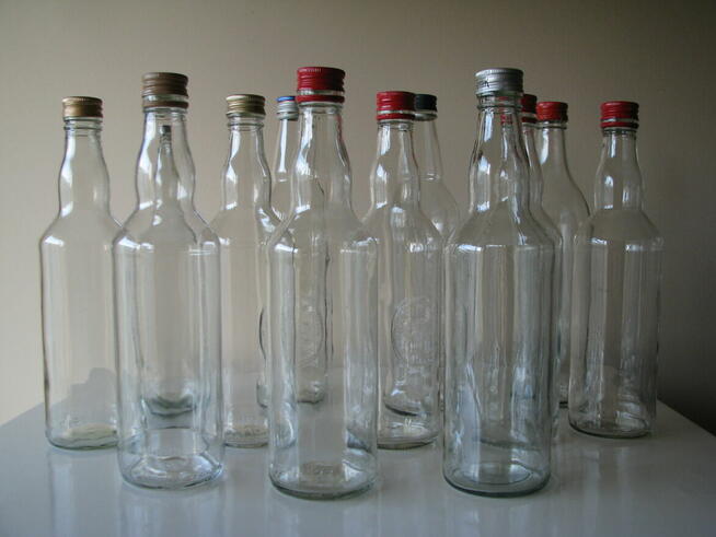 Butelki 0,5 l z nakrętkami nalewki soki ocet inne przetwory