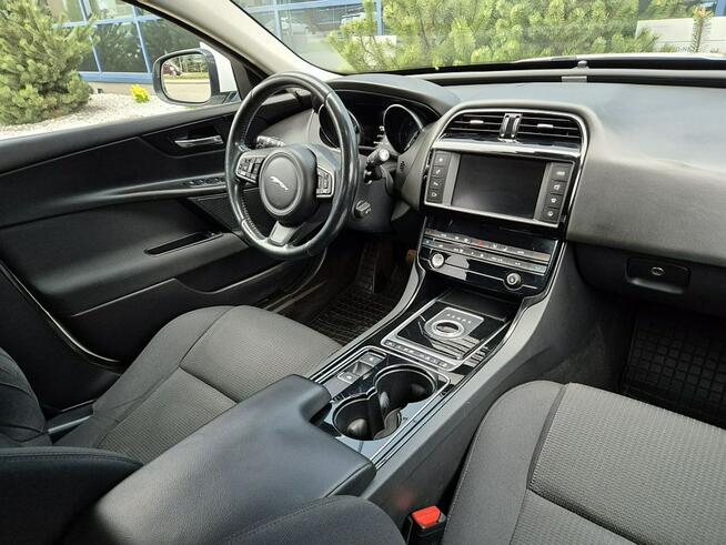 Jaguar XE 180KM * GWARANCJA * automat * nowe opony i alufelgi * warszawa